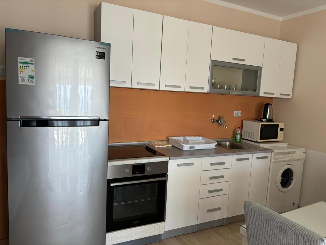 Apartments Knezevic Улцинь Экстерьер фото